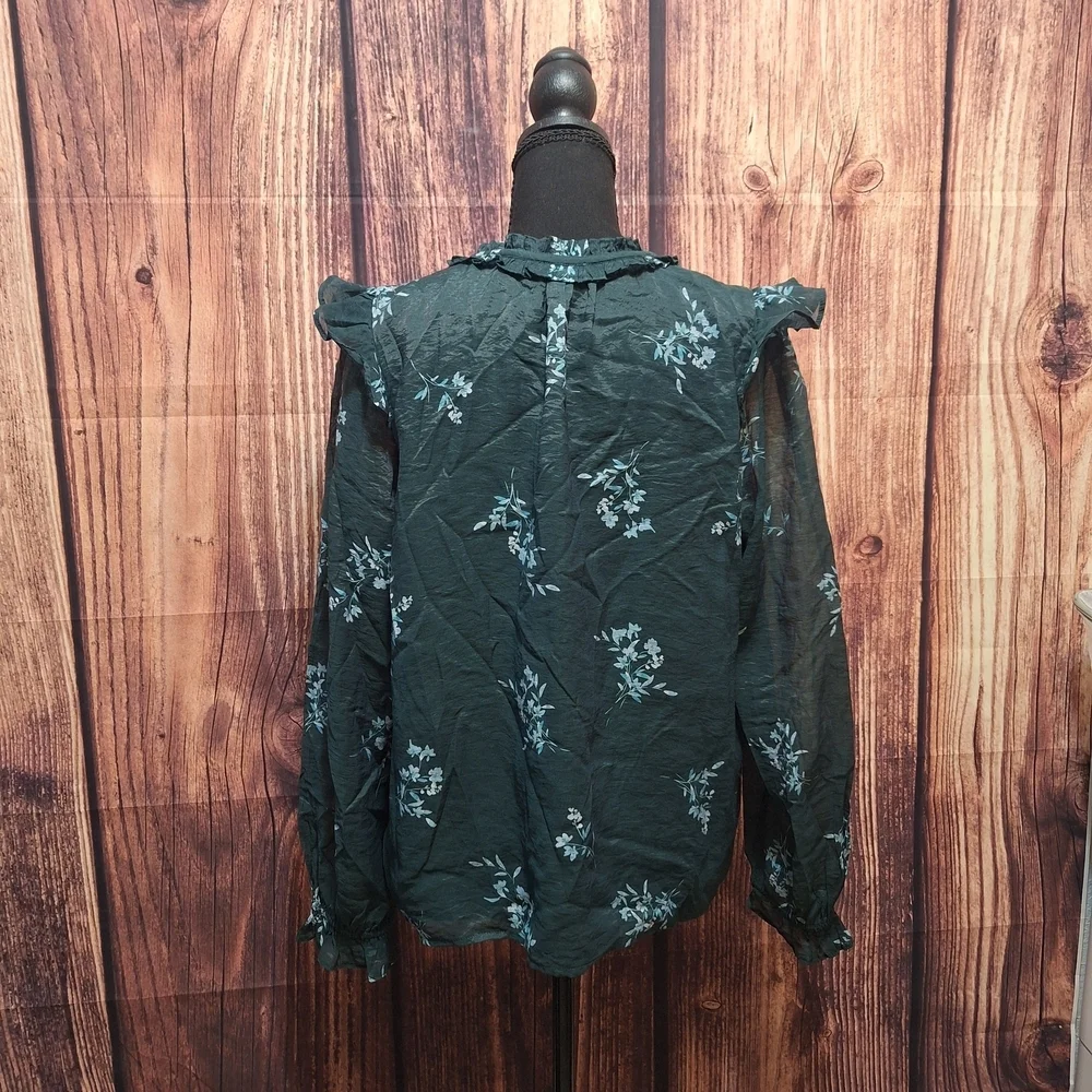 J. Crew Dark Green Floral Blouse with Ruffle Sleeves Womens Size Medium!